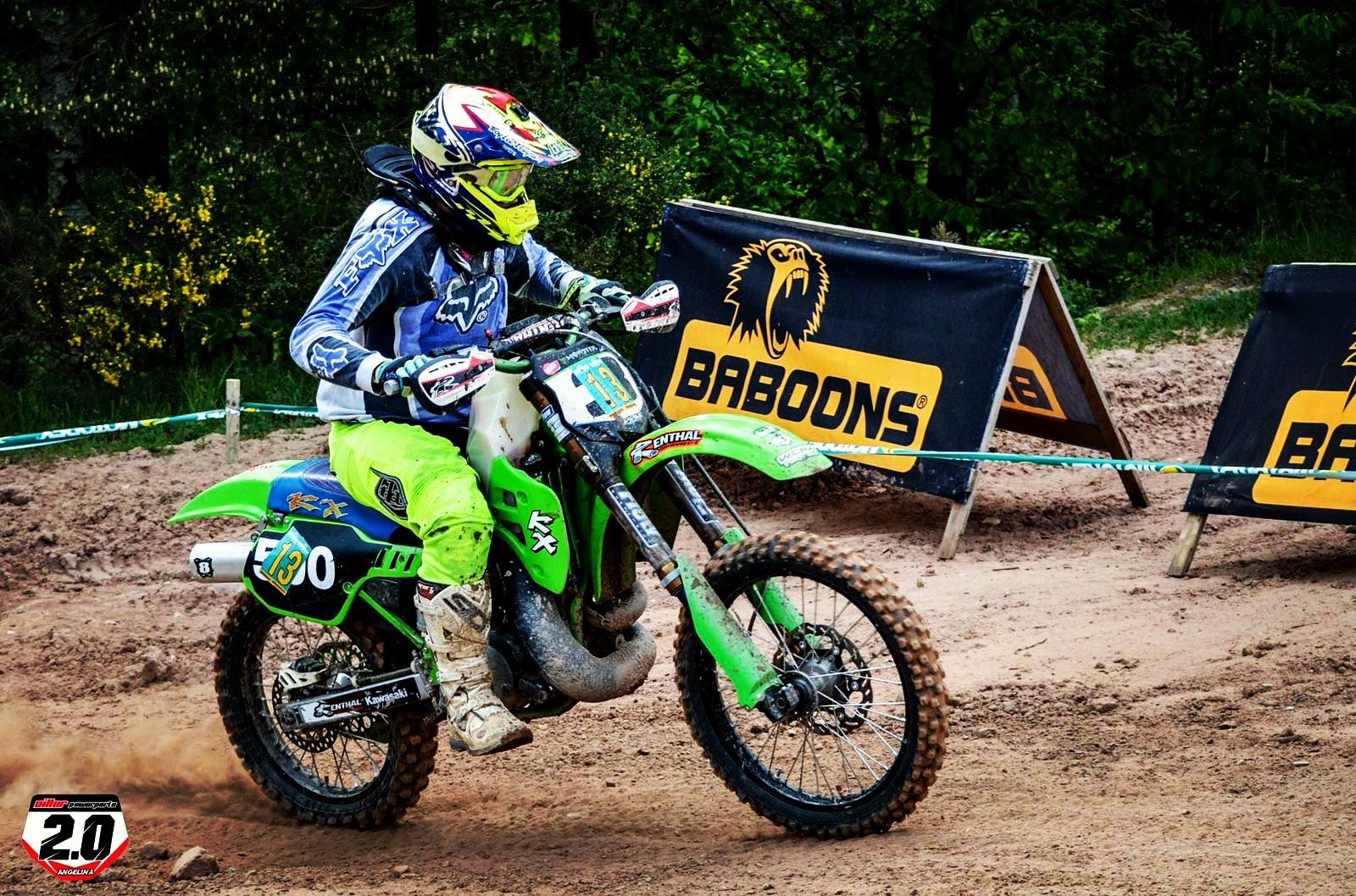 KX500 (1988-2004) KX250 (88-89) 3.9 GALLONS # 11412 - Image 3